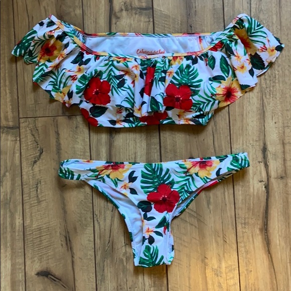 Cabana Del Sol Other - 🌟 Floral Off Shoulder Bikini 🌺